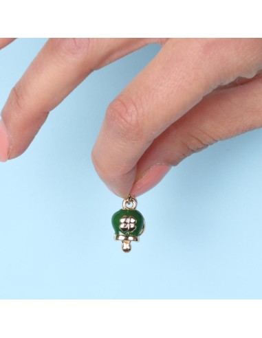 Charm Dorato con Campanella Portafortuna Verde Scuro e Quadrifoglio Amo Capri