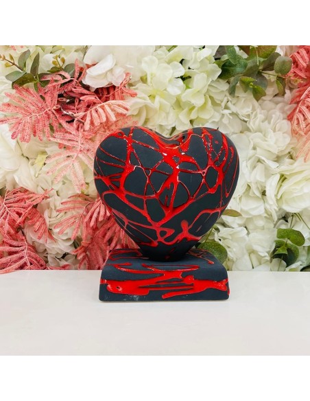 Cuore grande rosso e nero