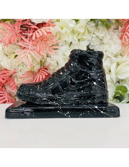 Scultura Scarpa sportiva nera con schizzi