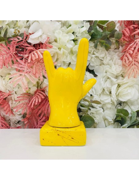 Scultura mano Ti amo gialla con schizzi