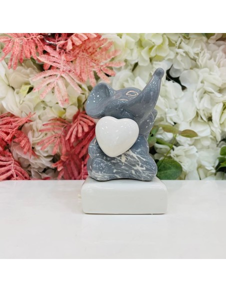 Statua Elefantino con cuore e schizzi