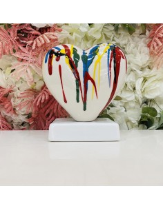 Cuore grande bianco imbrattato Amagè
