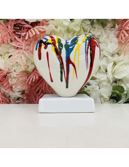 Cuore grande bianco imbrattato Amagè