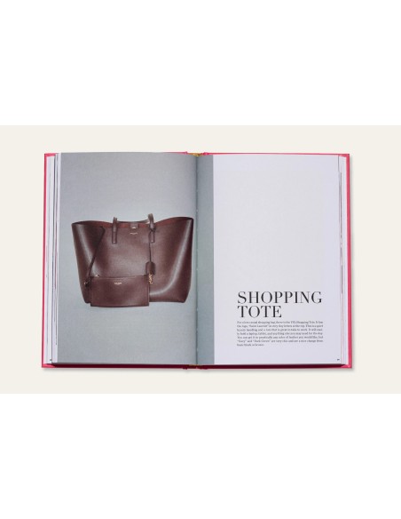 Libro decorativo The Essence of Yves Saint Laurent