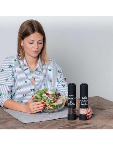 Macinapepe un pizzico di pepe elettrico nero Simple Day