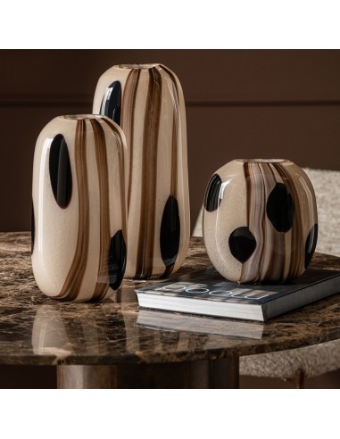 Vaso in vetro con sfumature beige e nere