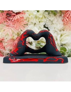 Scultura Cuore Astratto in Ceramica Nera con Dettagli Rossi Amagè 2