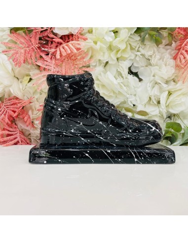 Scultura Scarpa sportiva nera con schizzi Amagè