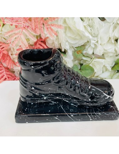 Scultura Scarpa sportiva nera con schizzi Amagè
