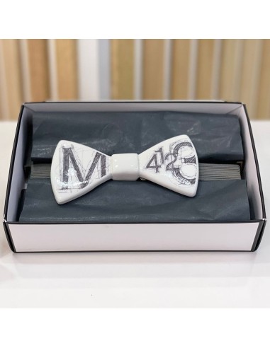 Papillon bianco con decoro M4123 Egan